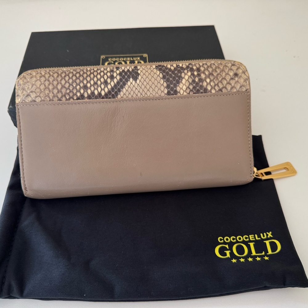 Cococelux Gold Women's Lamb Leather Taupe/Blush and Python Long Wallet - Picture 4 of 13